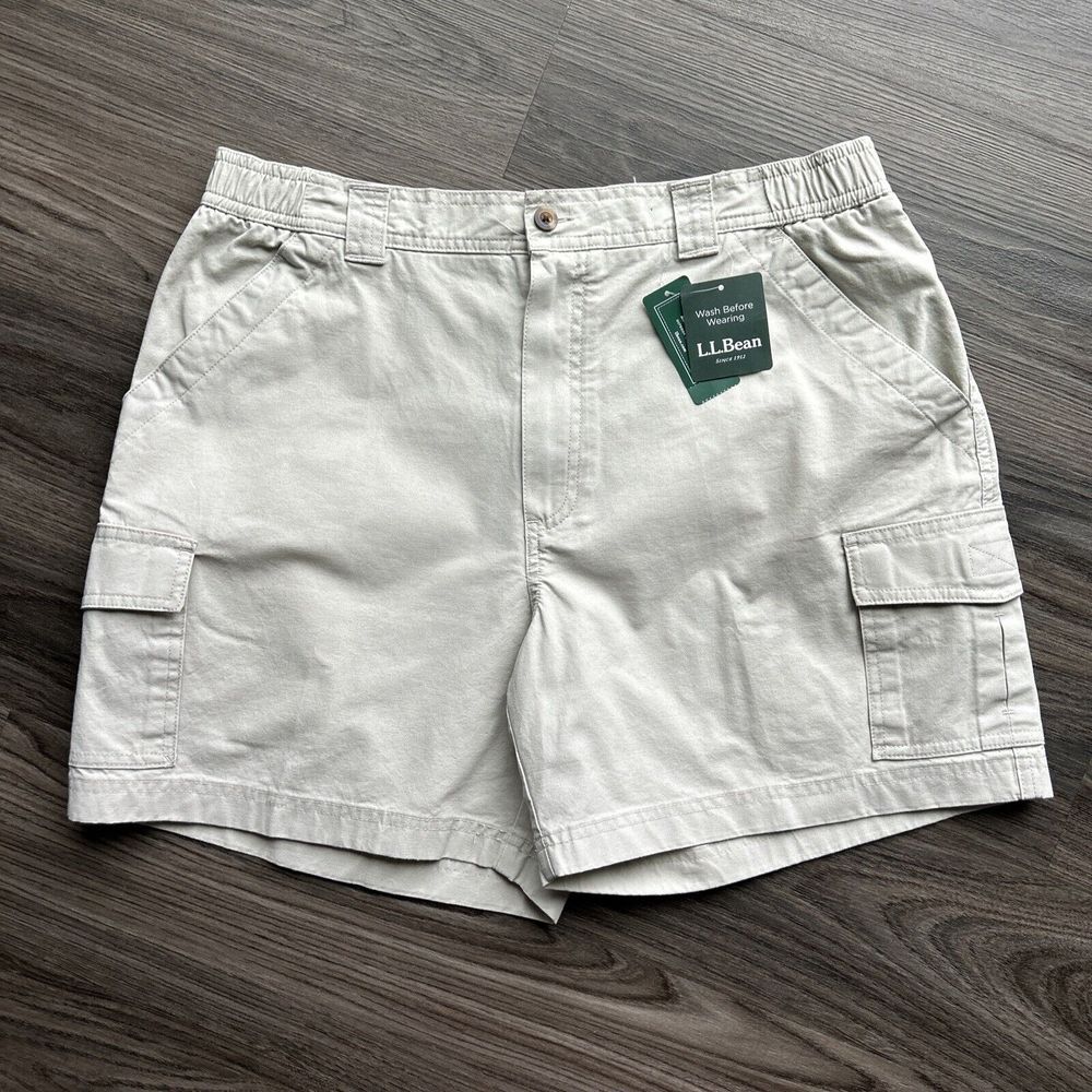 LL Bean Cargo Shorts Men's Size 35 Tropic Weight Comfort Waist Beige NWT